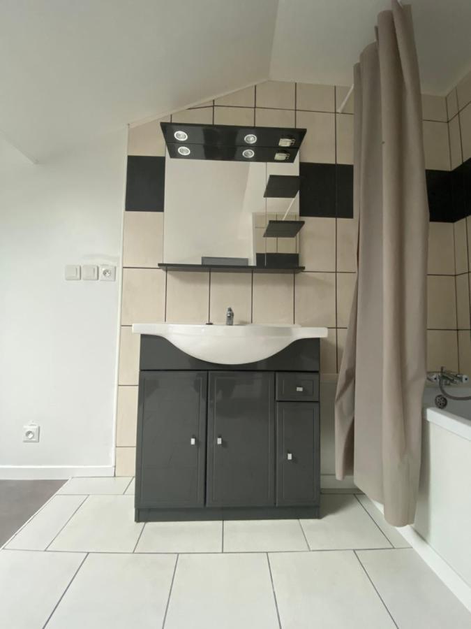 Gite Du Puits Apartamento Laives Exterior foto